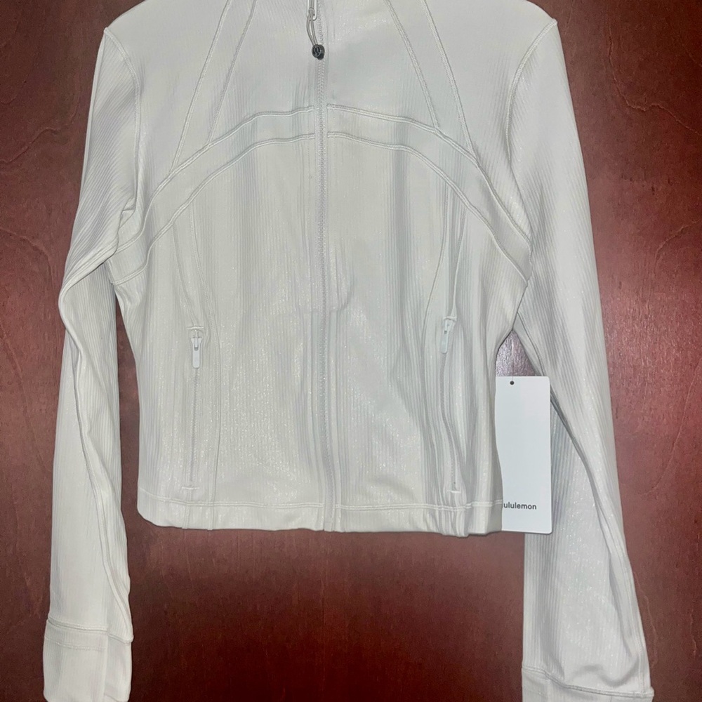 Define Cropped Jacket *Ribbed Nulu ™
Lululemon Athletica